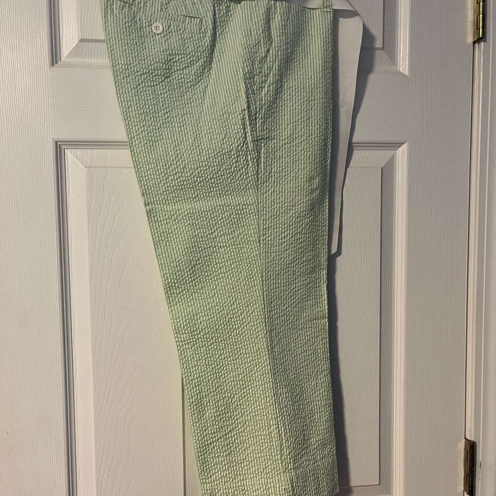 Lilly Pulitzer seersucker pant! Unique vintage.Lilly Pulitzer COLLECTION - Picture 2 of 8